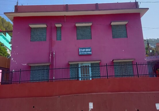 pithoragar building 553x387